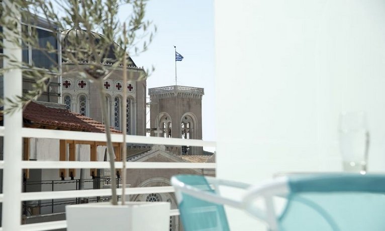 Athens Status Suites