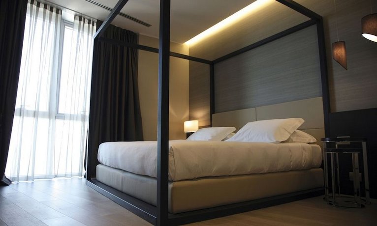 Ego Hotel