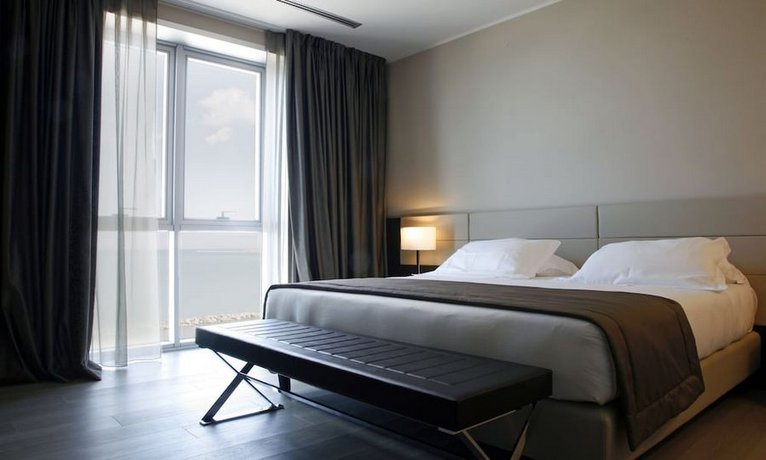 Ego Hotel