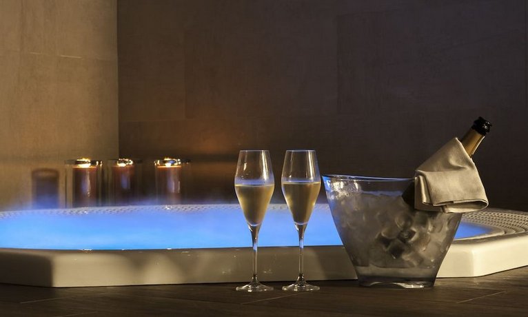 Ego Hotel