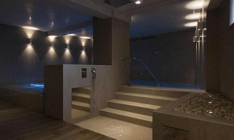 Ego Hotel