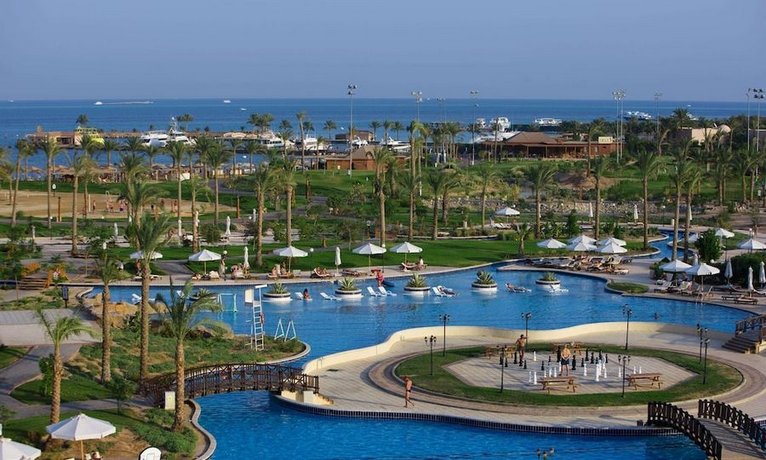 Steigenberger Al Dau Beach Hotel