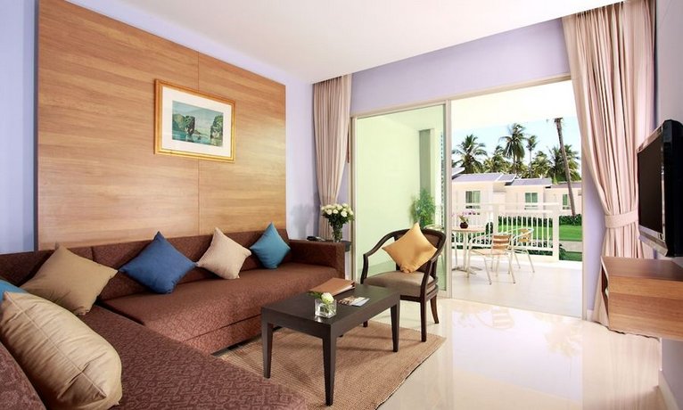 Kantary Beach Hotel Villas & Suites