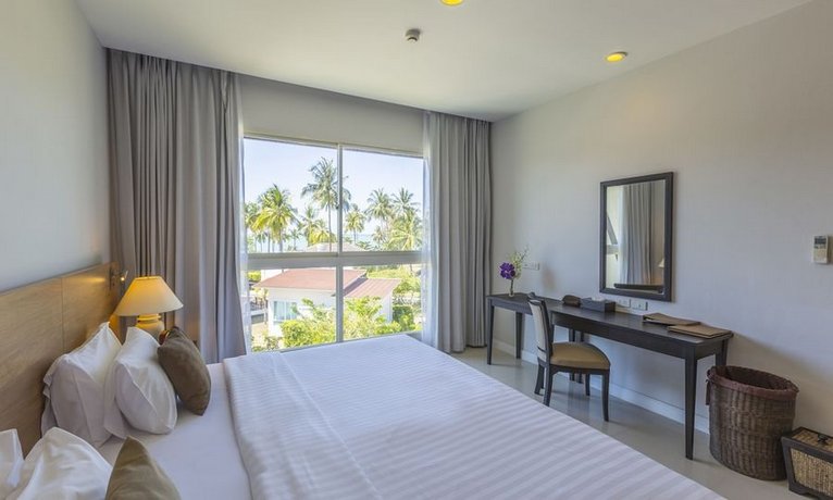 Kantary Beach Hotel Villas & Suites