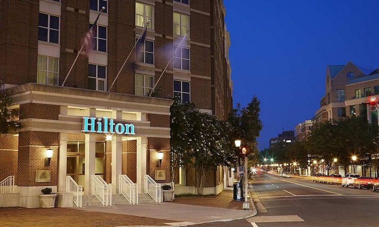 Hilton Alexandria Old Town