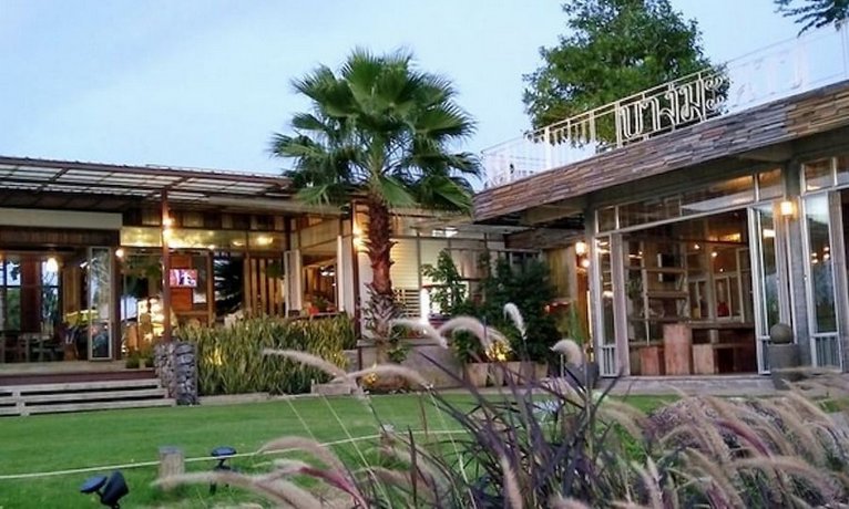 Baan Rim Ao