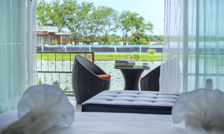 Baan Rim Ao