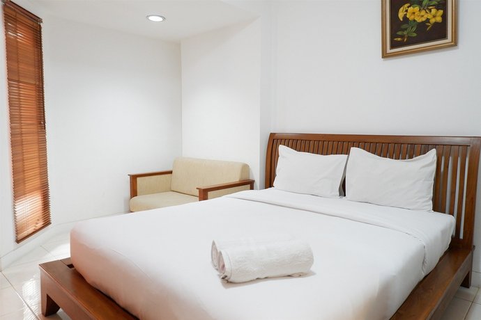 Pool View Studio Apartment Tamansari Sudirman