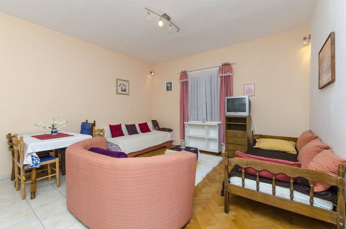 Apartment Zvonimir Dugi Rat