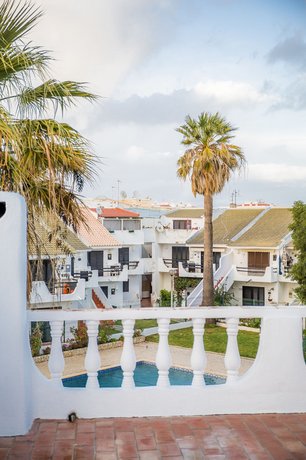 C06 - Porto do Mos 3 bed Townhouse by DreamAlgarve