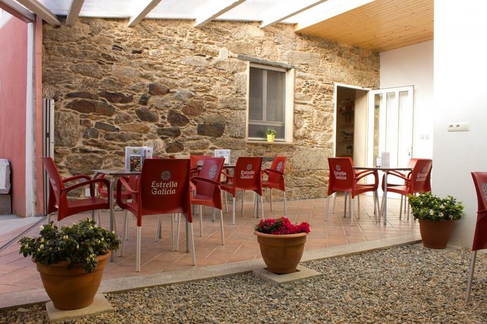 Albergue y Pension Boente
