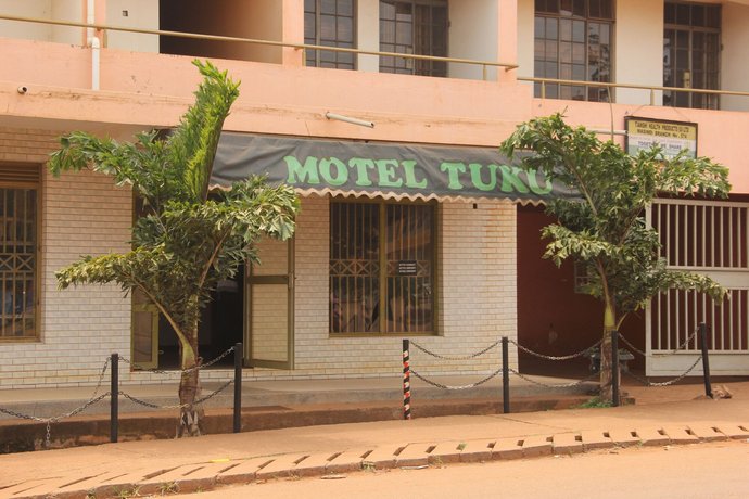 Motel Tuku masindi