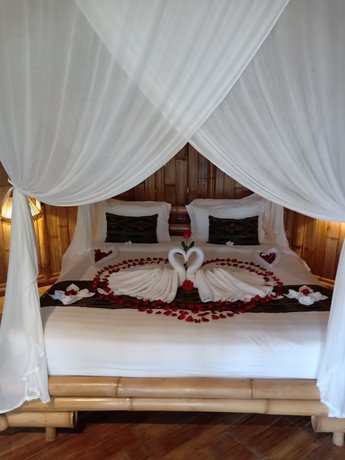 Mas Village Resort
