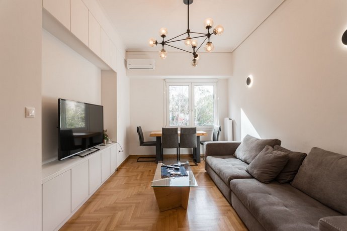 Pagrati 2bdr Flat