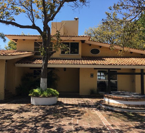 Las Palomas Bed & Breakfast 16 y Mayores