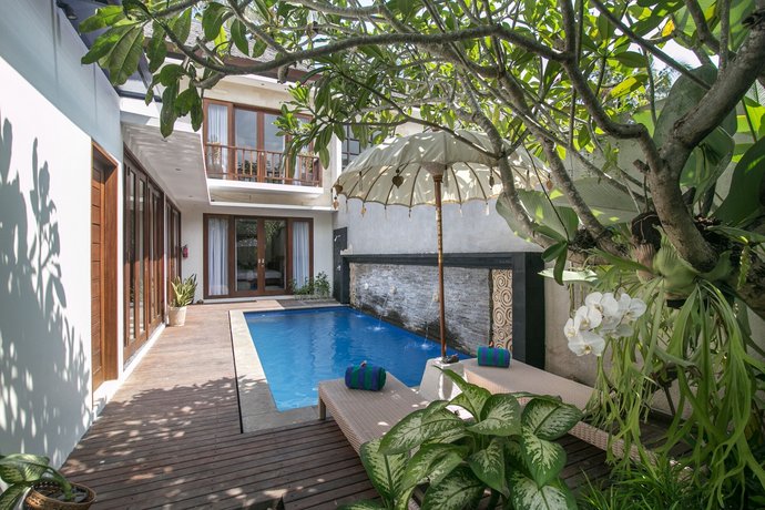 MariJo Villa