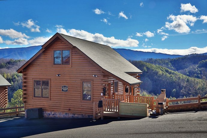 Bear-A-Dise in the Smokies