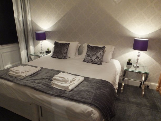 Royal Mile Mansions by Edinburgh City Apartments