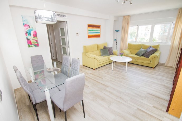 Classy 4 bedrooms Apartment