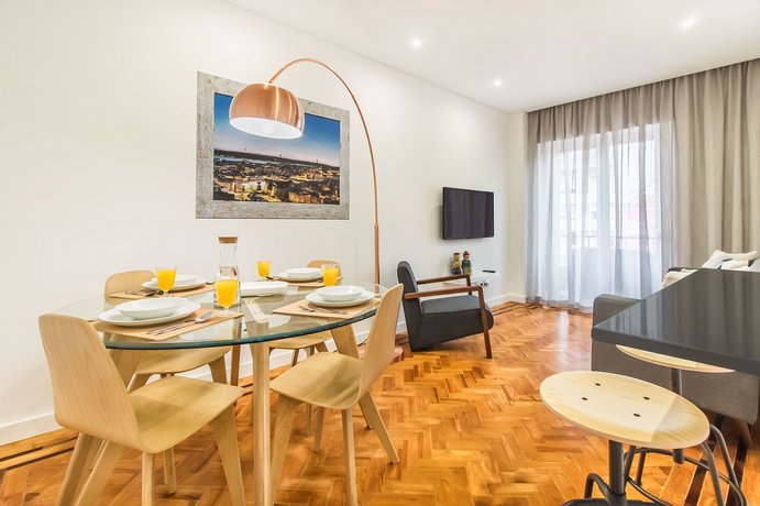 Lisbon Metropolitan Flat