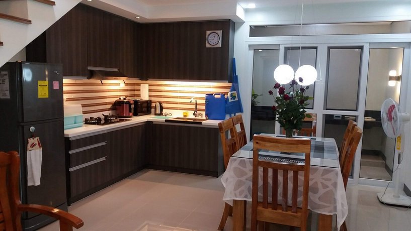Alliyah's Townhouse