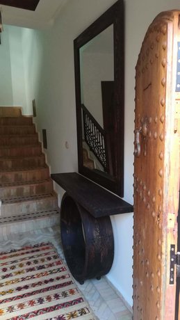 Riad Achwaq