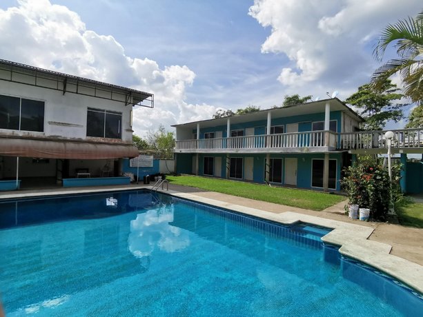 Hotel Cedros