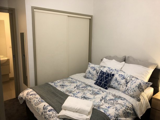 City Lifestyle Apartel