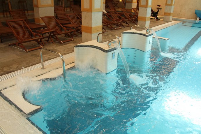 7 Pools Spa & Apartments