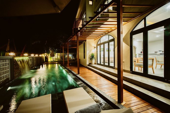 The Watermark Beachside Hotel