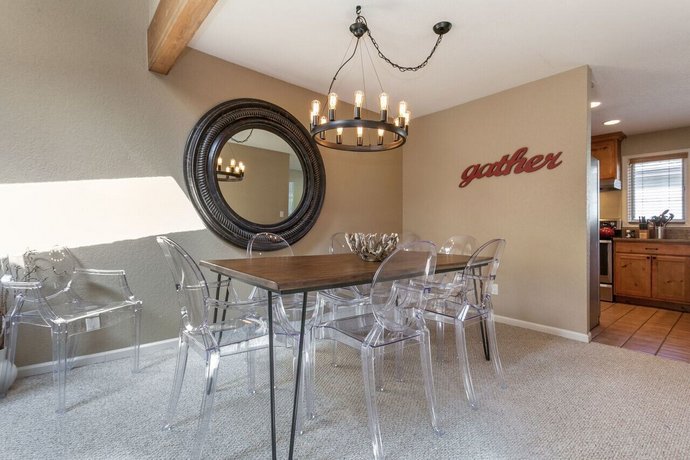Meadow Creek Condominiums 3 Bedrooms 2 Bathrooms Condo