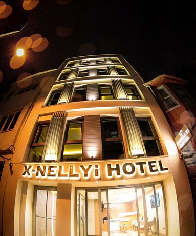 X-Nellyi Hotel