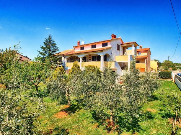 Apartments Valeria 1334