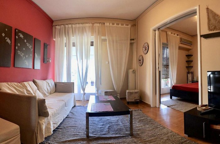 Charming Cozy Apartment in Athens with a Park view