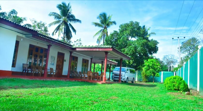 Mathanga Safari Bungalow