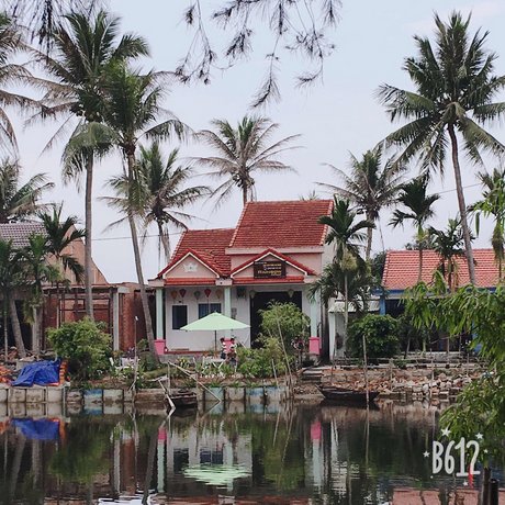 Rainbow Island Homestay