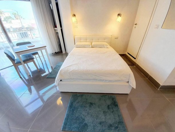 Agas Holiday Apartments-Gefen Boutique
