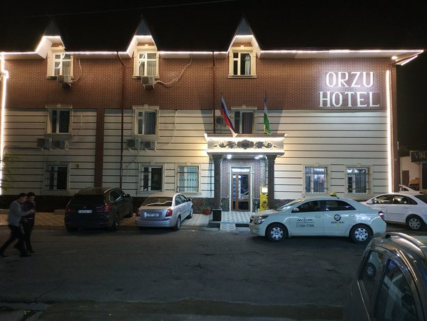Hotel Orzu