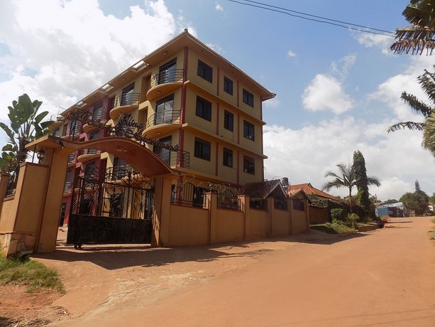 Olina Hotel and Apartments