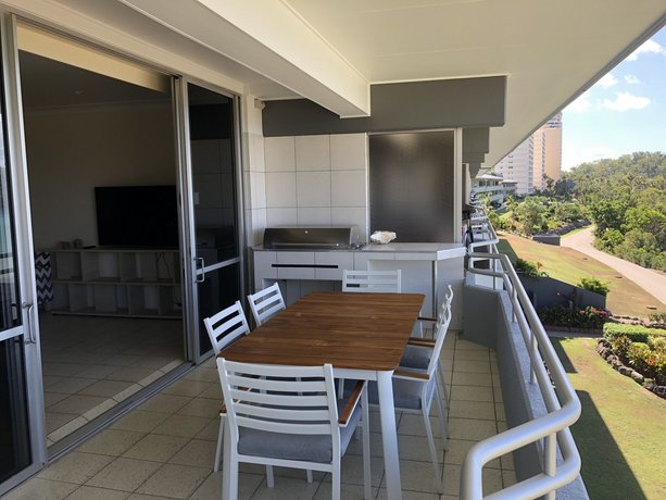 Frangipani 208