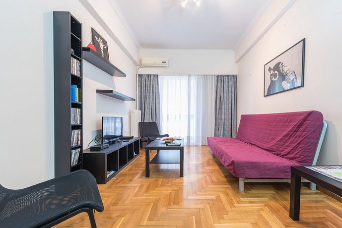 Cozy 2 Bedroom Apartment Athens