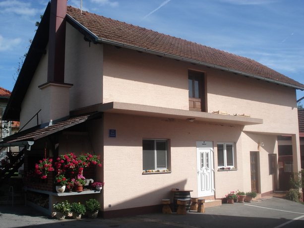 Apartman i sobe Pavek