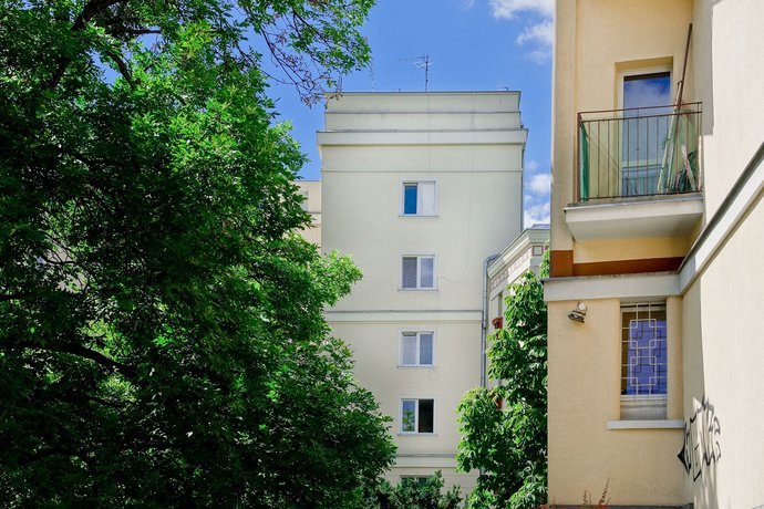 Nowolipie Warsaw Apartment