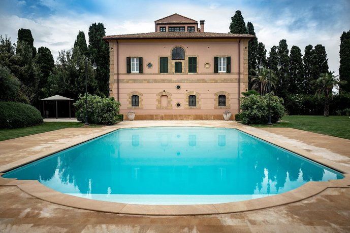Relais Villa Lanzirotti