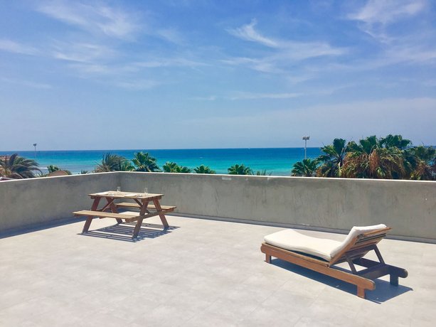 Surfzone Beachside Apartments