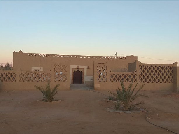 Afraklie Aubergue Khamlia