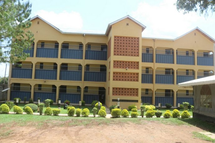 Camunya Hotel