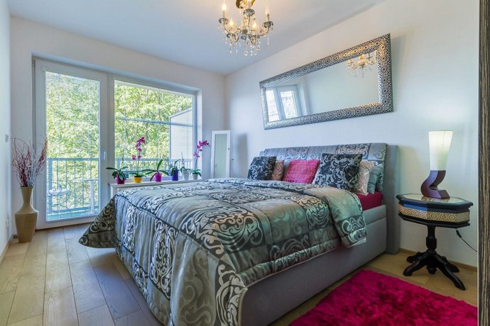 Luxury flat with jacuzzi and small fitness