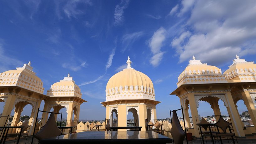 bloom Boutique Lake Pichola