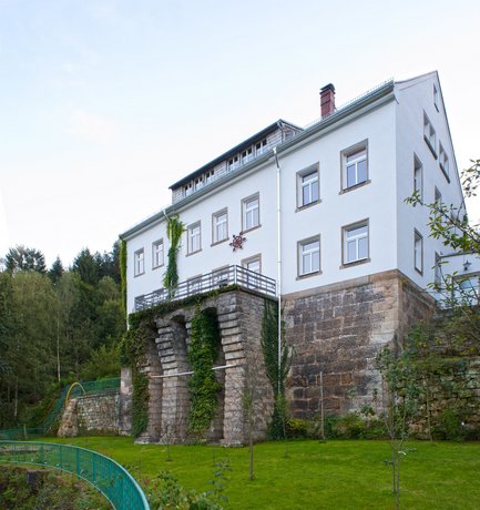 Die Burg Schona